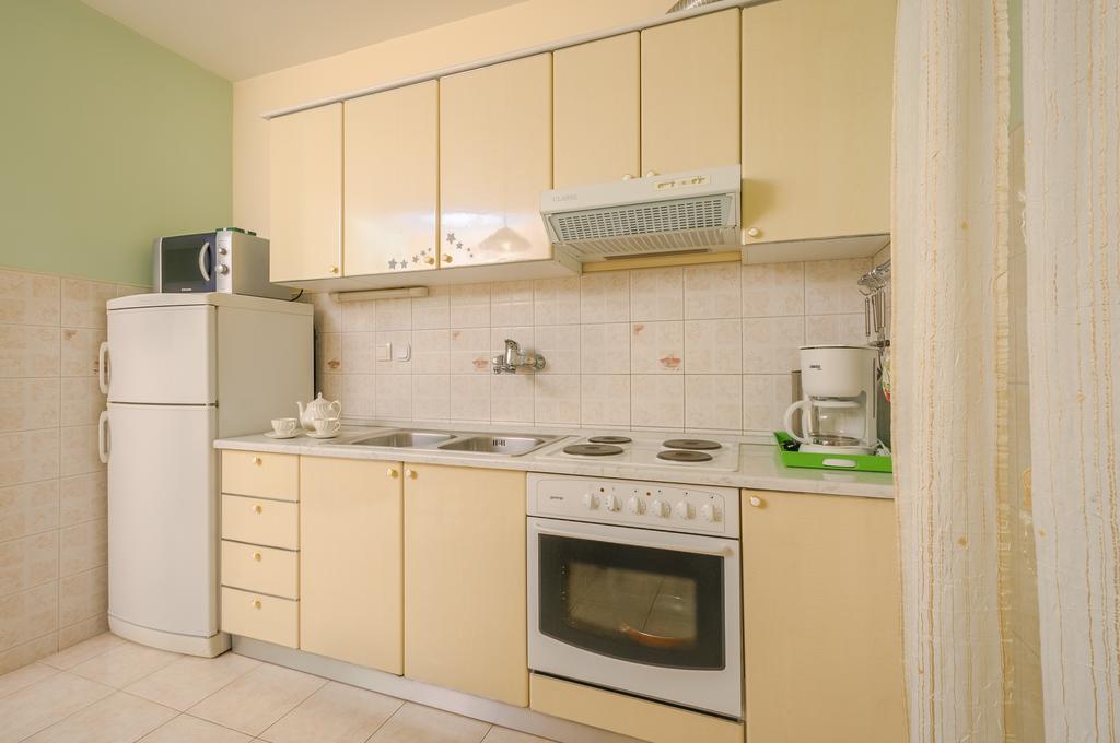 Apartments Komazin Хвар Экстерьер фото